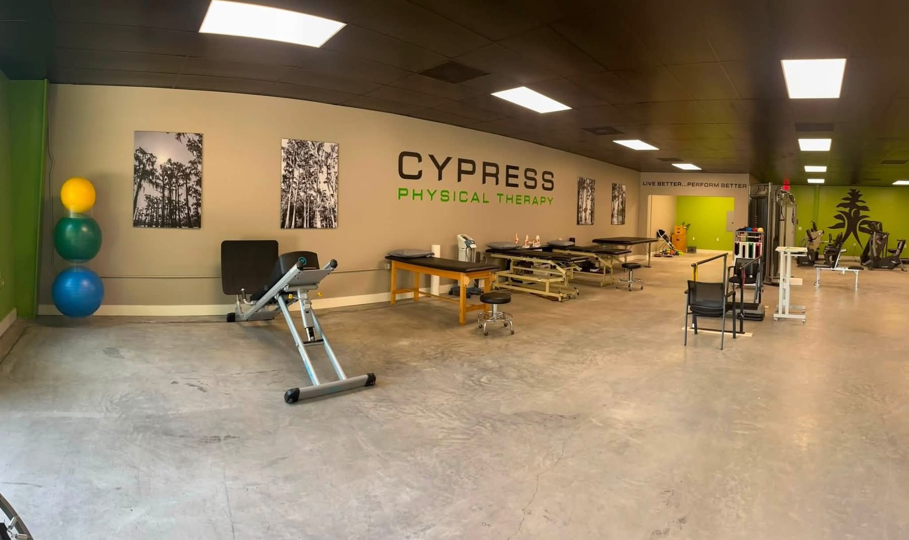 Rehab floor at Cypress Physical Therapy