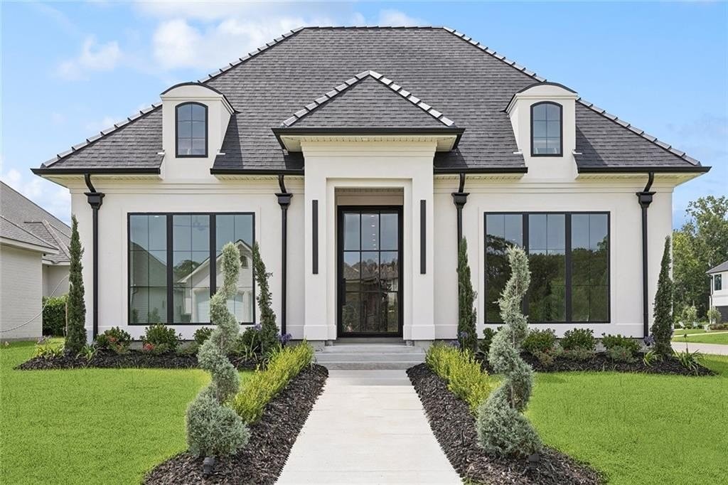 Custom home at 113 Wood Duck Drive, Belle Chasse